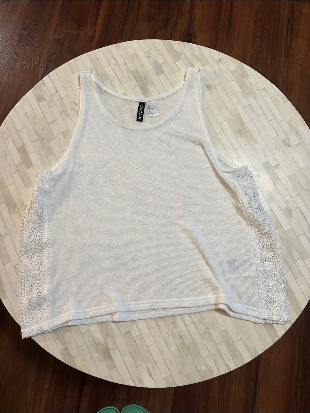 Divided White Lace-Trim Tank Top